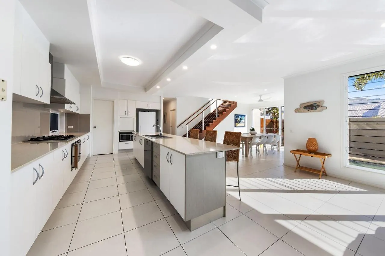 Sand And Sea Beach House Marcoola